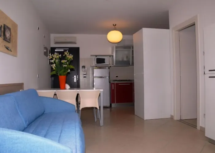 Bright Steps From The Sea Apartman